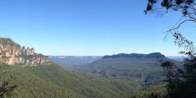3 Sisters and Mt Solitary, Blue Mountains, Australia